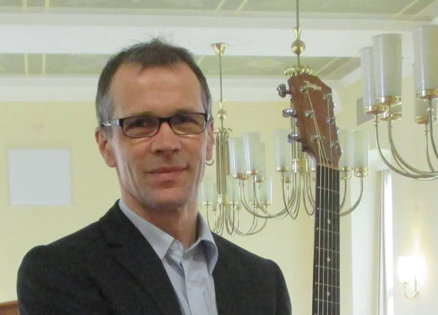 Markus Kaphegyi, Gitarre